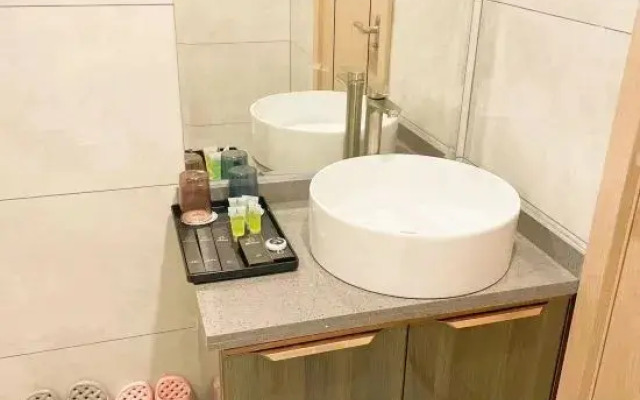 Bonus Hotel