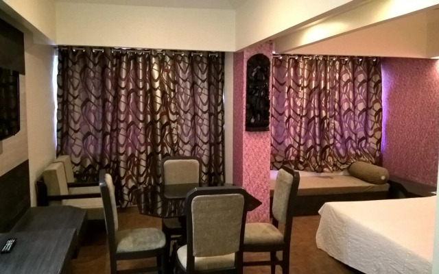 Hotel Supreme