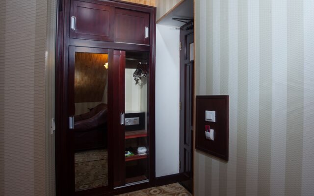London Hotel