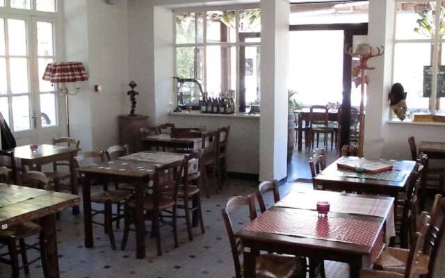 Hôtel Restaurant Le Parisien