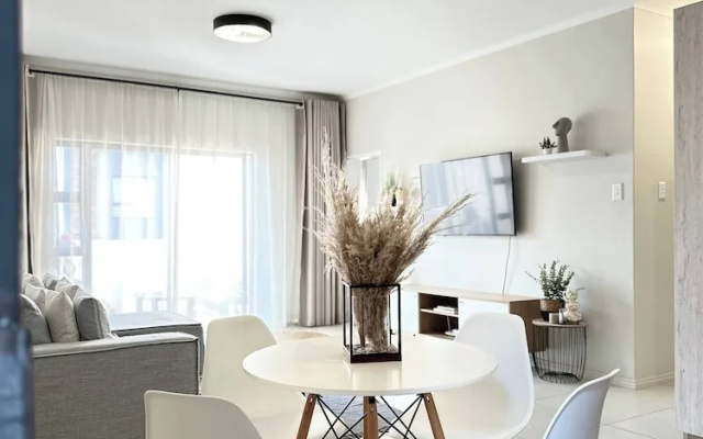 Humble Abode - 93 On New - Midrand