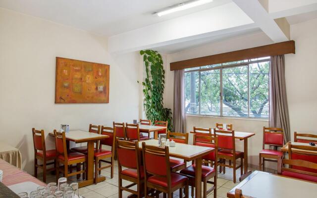 OYO Hotel Nobrega Aeroporto de Congonhas, São Paulo