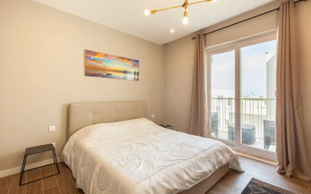 Brand new 1BR in Central Malta