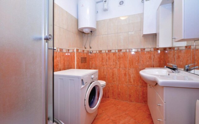 Awesome Home in Omis With Wifi and 3 Bedrooms