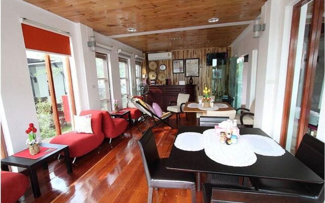 Baan Soontree Resort