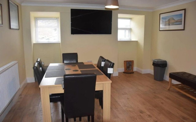 4br-sleeps14-parking-lakedistrict