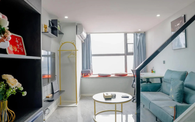 East Apartment