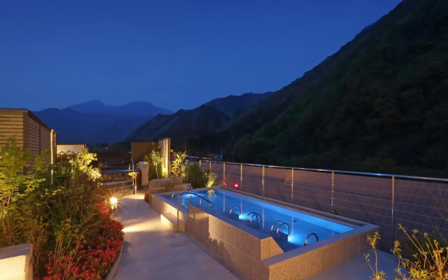 Asaya Hotel