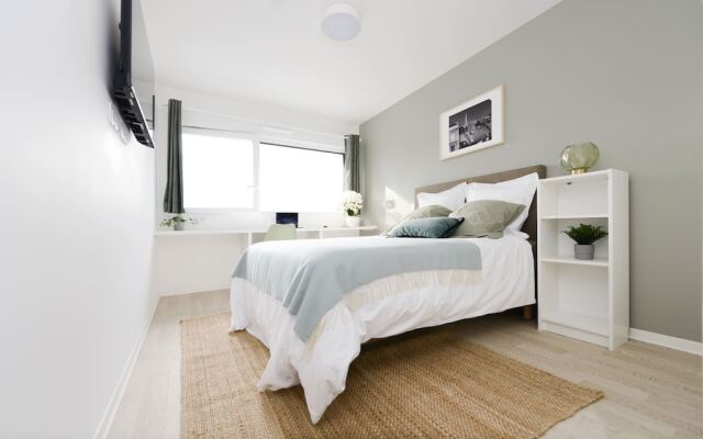 Hotel Les Portes De Paris