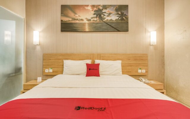 Sunshine Family Homestay near Terminal 1 Juanda Airport