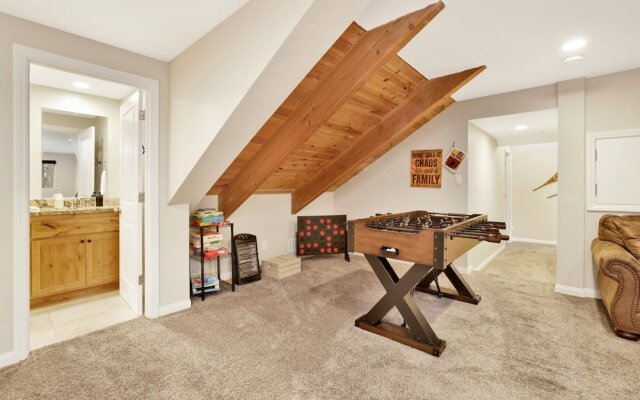 THE Teddy Bear Chalet #2257