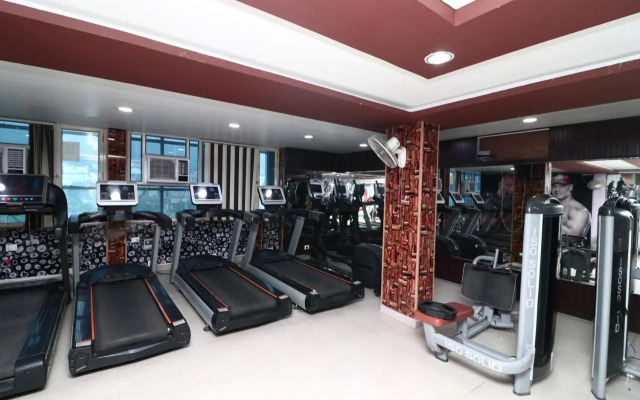 Jatin Hotel By OYO Rooms
