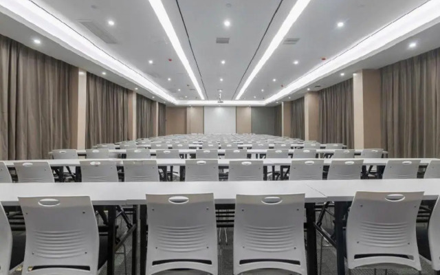 Lavande Hotels Wuhan Guanggu Yangjiawan Metro Station