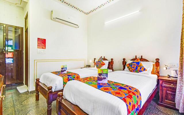 Fabhotel Shree Villas