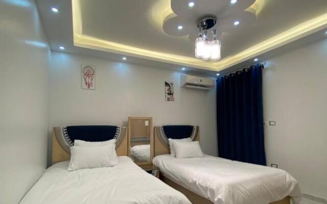 Luxury 3 bedroom Apartment with a great Seaview