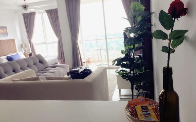 Mansion Deluxe Studio Suite