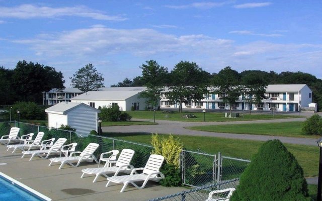 Bourne's Ocean Acres Motel