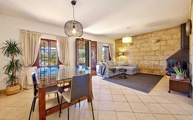 Secluded Farmhouse in Llucmajor With Terrace
