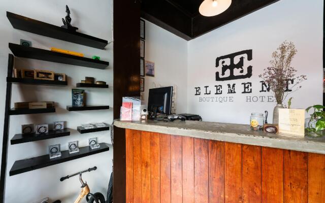 Capital O 468 Element Boutique Hotel Vaccinated Staff