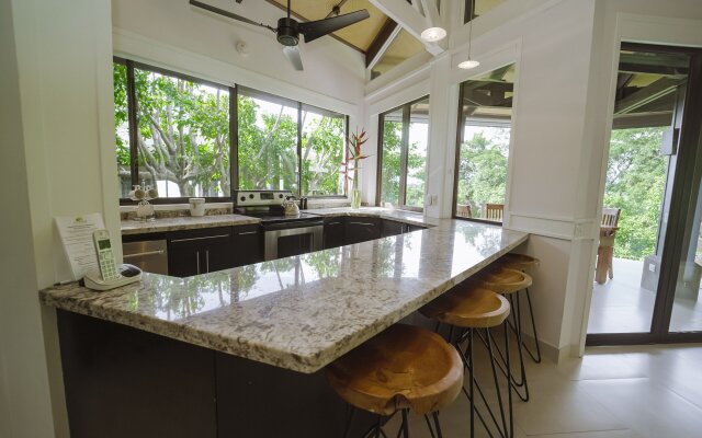 Tulemar Resort