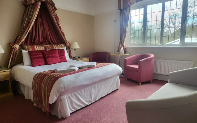 Little Silver Country Hotel