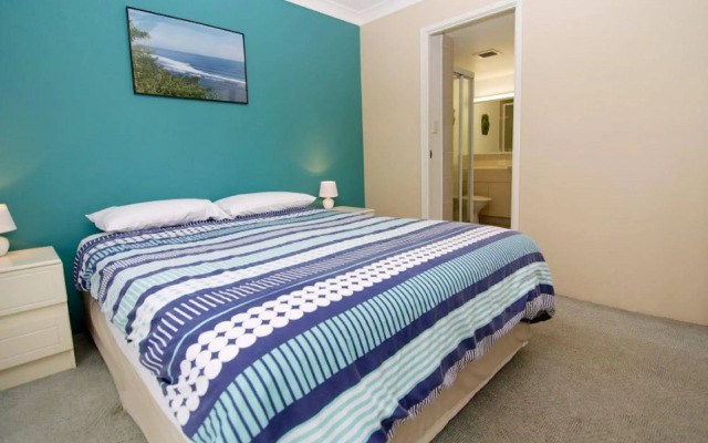 Palm Beach Holiday Resort