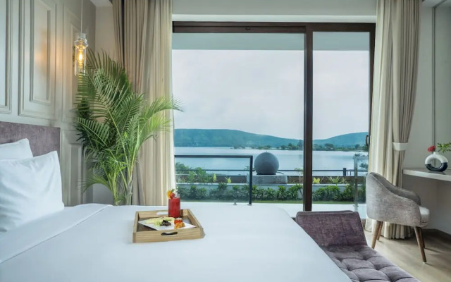 Zana Lake Resort Udaipur