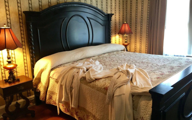 Barrington Manor