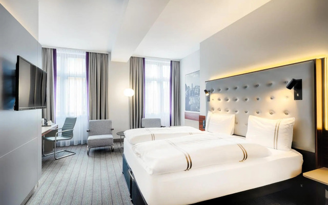 Premier Inn Koeln City Mediapark