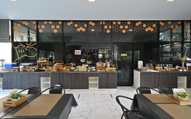 Moose Hotel Chiang Mai