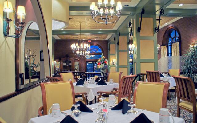 DoubleTree Suites by Hilton Hotel Lexington