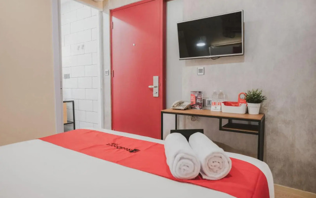 RedDoorz Plus @ Thamrin