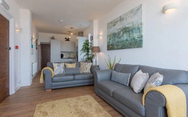Hepworth Apartment