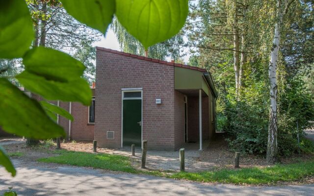 Restyled Bungalow With Dishwasher Near a Nature Reserve