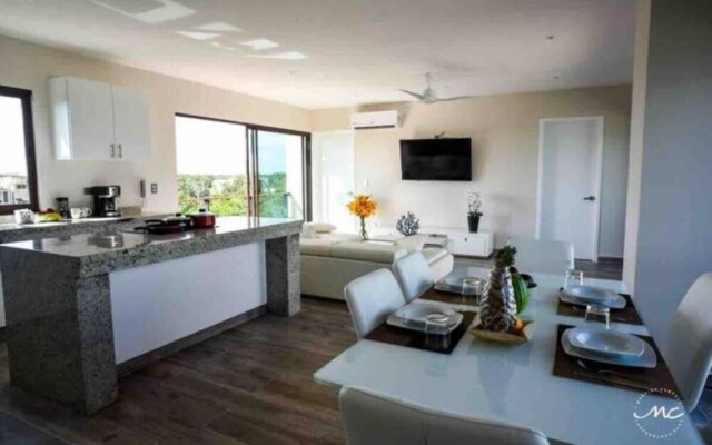 Blue Luxury La Veleta