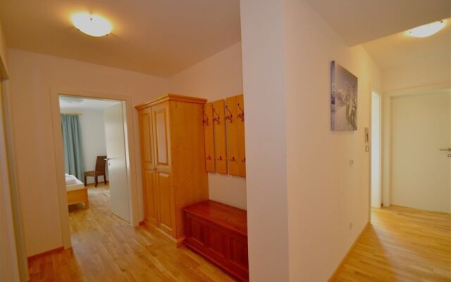 Apartment Mountain Panorama by Z-K-H Rentals