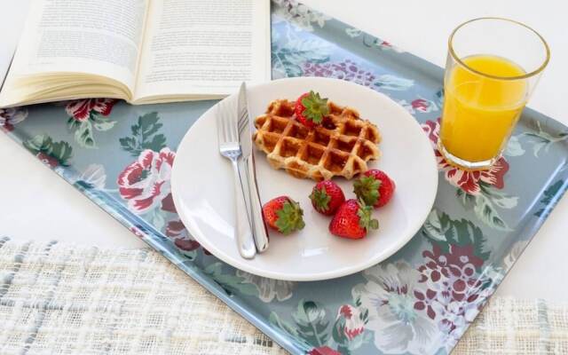 ALTIDO Classic 2BR Apt in Baixa w/balcony in Baixa, close by Rossio subway