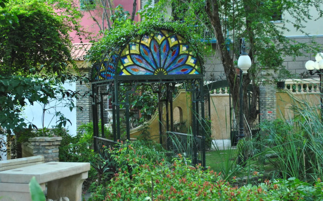 Gayac Residences