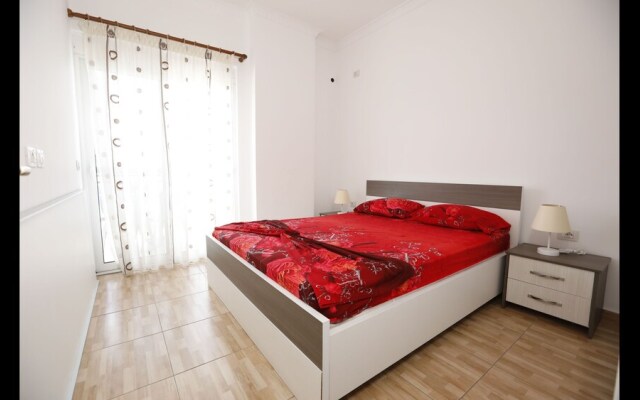 "sion Albania Saranda Apartment"