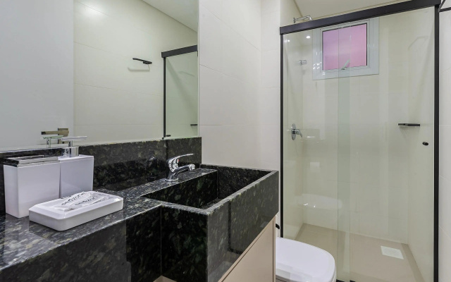 Lindo Apto Com Churrasq 4min Da Praia Sbe1306
