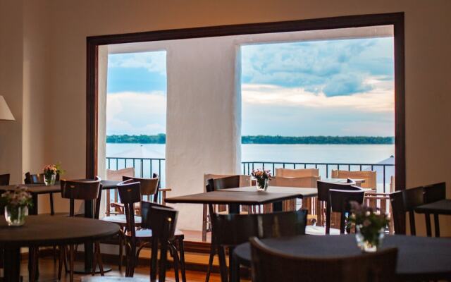 Howard Johnson Express Inn Ituzaingo