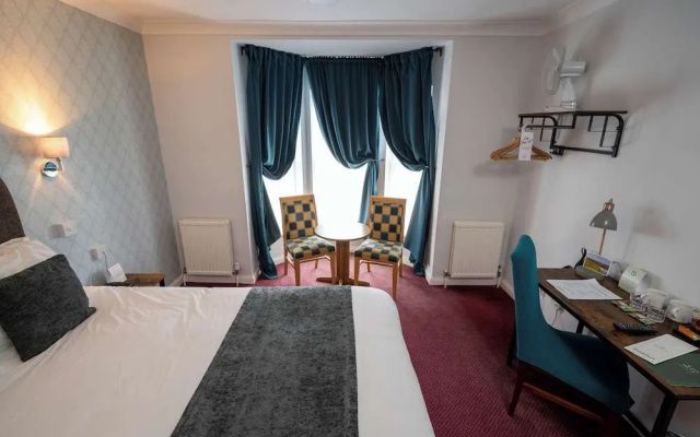 Rising Sun Hotel