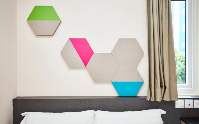 Ibis Budget Singapore Emerald