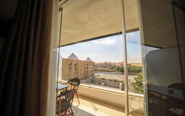 King Pyramids View Hotel