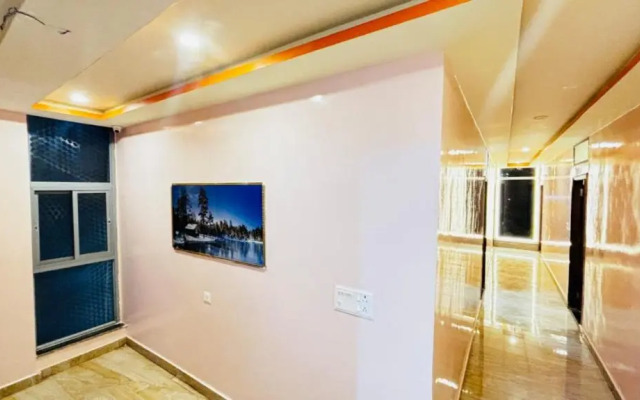 Collection O 79472 Royal Ruby Hotel