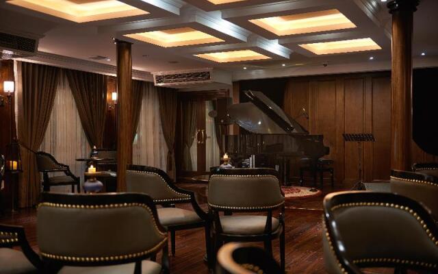 Paradise Grand Cruise Lan Ha Bay