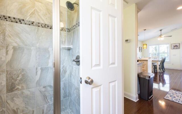 Southern Charm by Oak Island Accommodations