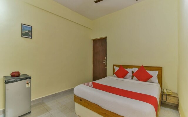 OYO 15570 Daffodils Guest House Calangute