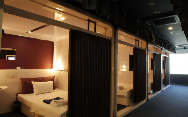 First Cabin Midousuji - Namba