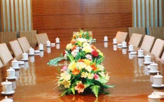 Nanyang Wangfu Hotel